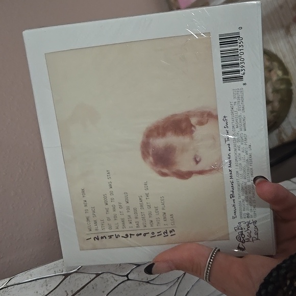 Unopened original taylor swift cd - Picture 2 of 2
